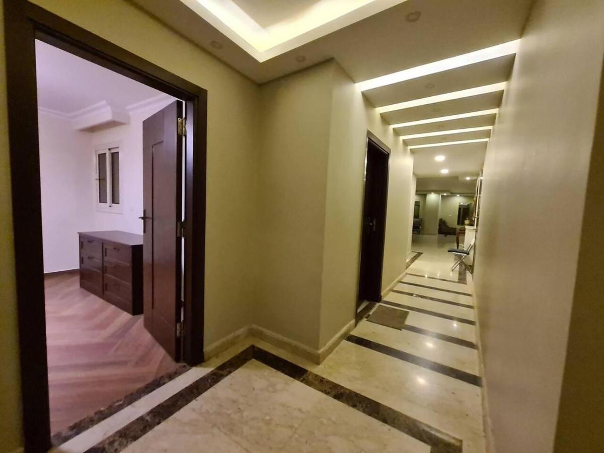 Spacious Executive Luxury Apartment With Balcony El El Cairo Exterior foto